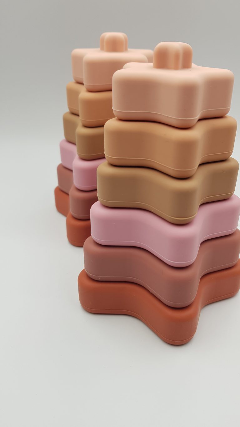 Mama Chew Star Stacker Set