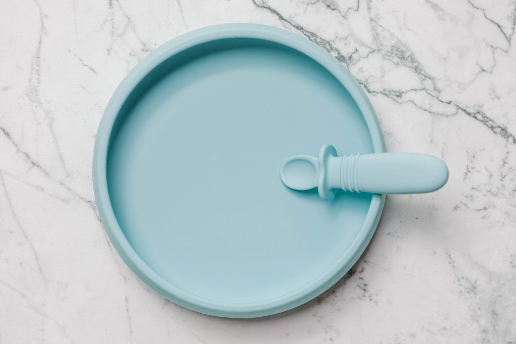 Suckie Scoop Plate